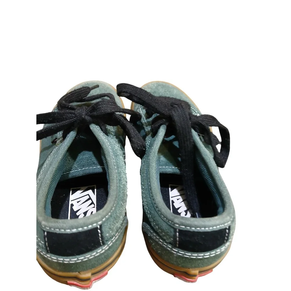 Vans Youth 13.5 Pro Skate Shoes Green Suede Canvas Gum Sole Low Top Sneakers